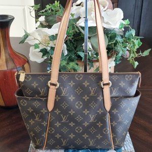 Authentic Louis Vuitton Totally PM